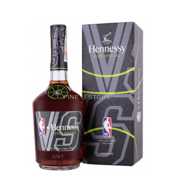 CONIAC HENNESSY VS NBA CUTIE 0.7L