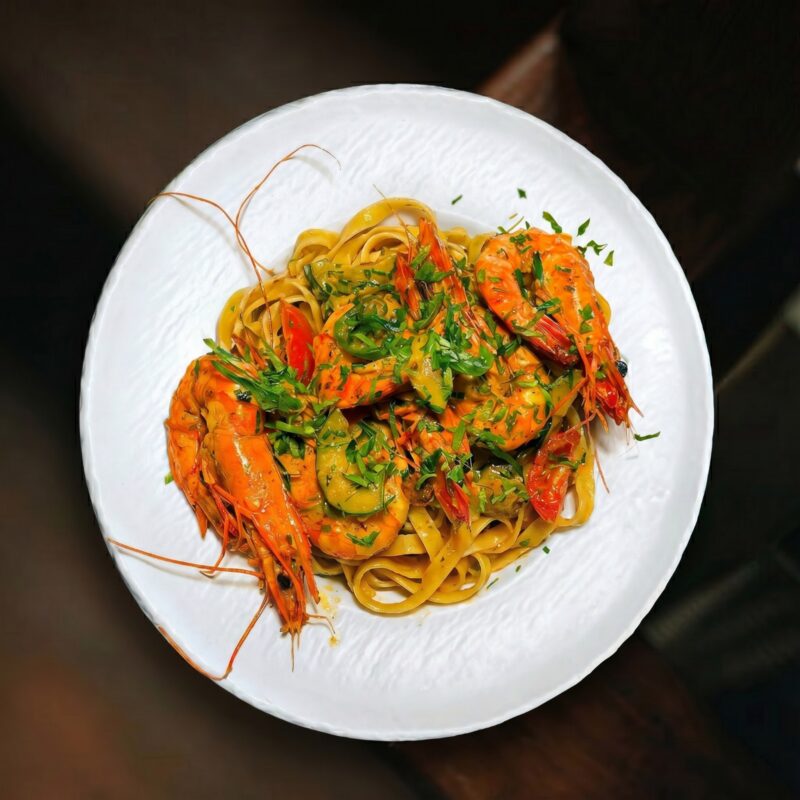 TAGLIATELLE PESCATORA BIANCA