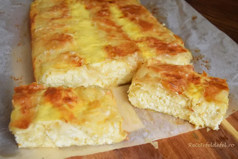 PLACINTA CU BRANZA SARATA 100GR