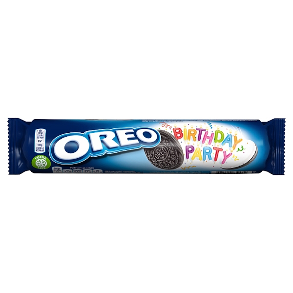 BISCUITI OREO BIRTHDAY CU CACAO UMPL. CU CR. CU AR. DE CARAMEL 154G
